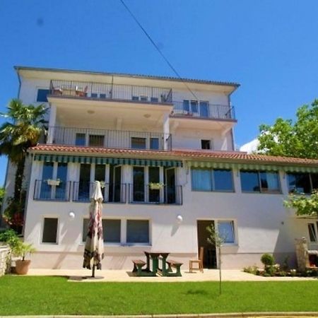 Blue Sky Residence Malinska Extérieur photo