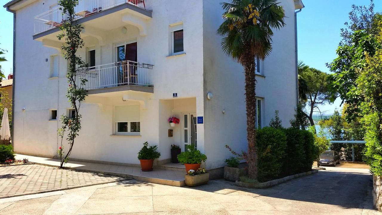 Blue Sky Residence Malinska Extérieur photo