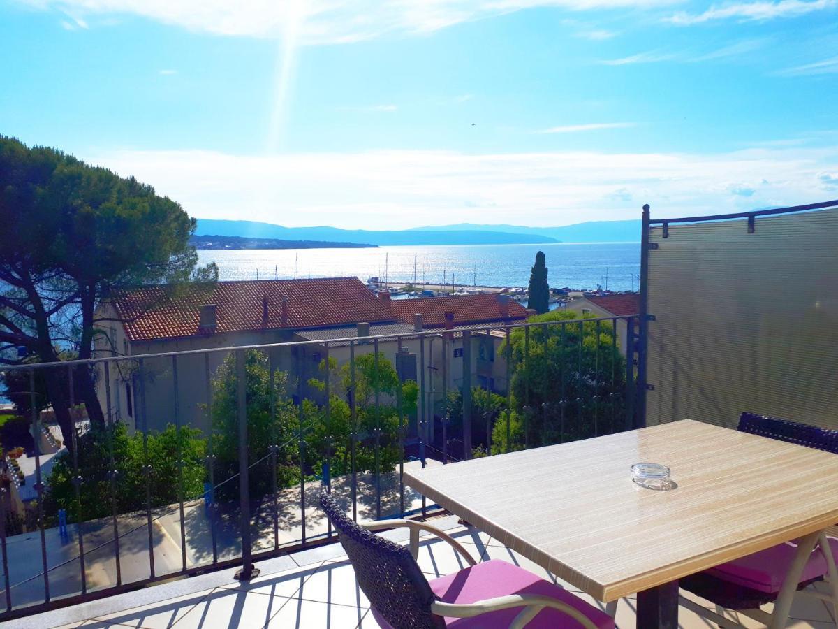 Blue Sky Residence Malinska Extérieur photo