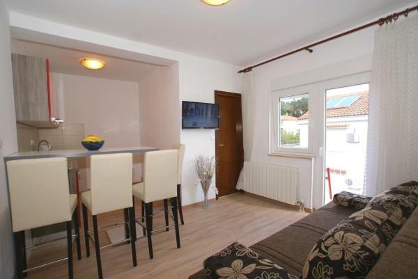 Blue Sky Residence Malinska Extérieur photo