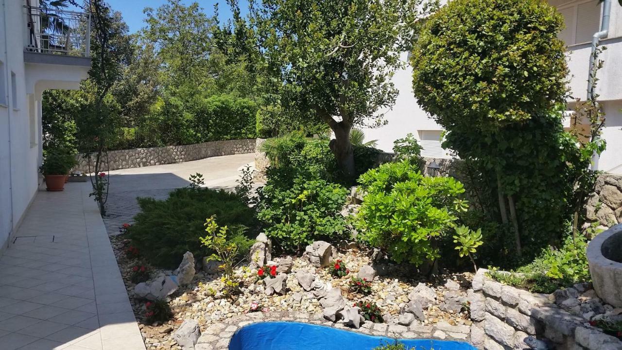 Blue Sky Residence Malinska Extérieur photo
